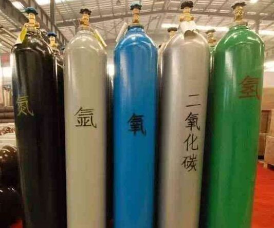太原工業(yè)氣體氧氣，乙炔，氬氣，氮?dú)獾闹迫∨c用法